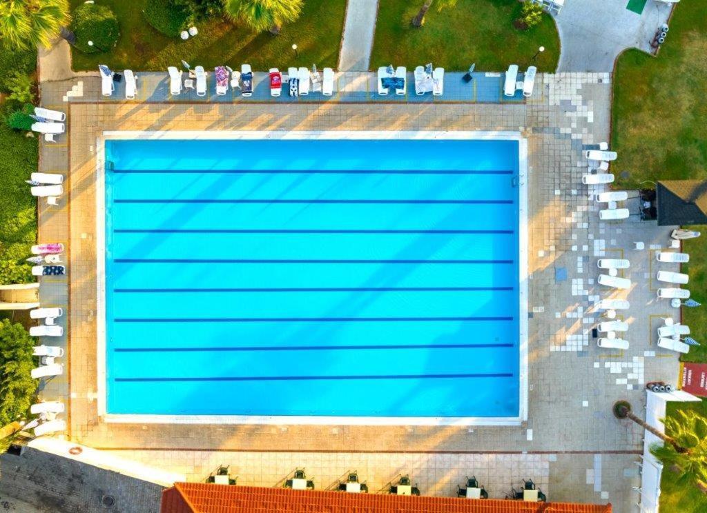 Club Pineta Hotel 말마리스 외부 사진
