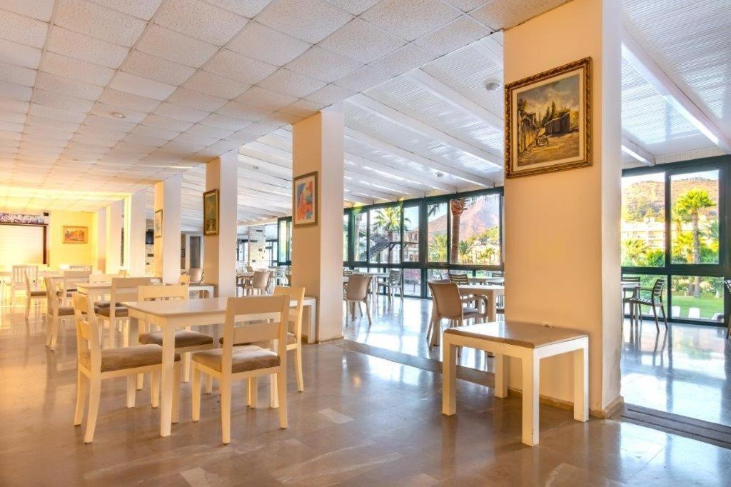 Club Pineta Hotel 말마리스 외부 사진